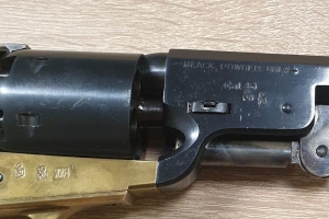 Colt Navy 1851 kal. .36BP Uberti