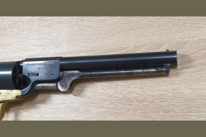 Colt Navy 1851 kal. .36BP Uberti