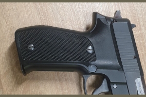 Sig Sauer P226 kal 9mmPara 1983r..